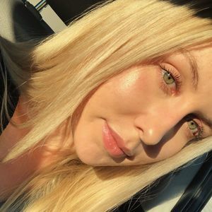 Meet your Posher, Gabrielle